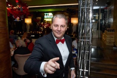 Как Литбар стал мостом между классикой и молодежной аудиторией Как Литбар стал мостом между классикой и молодежной аудиторией
